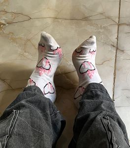 Used Trendy Socks