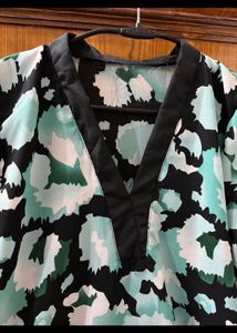V neck tunic