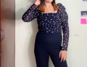 New H&M Beautiful Top🖤