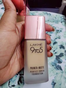 Maybelline Fit Me Foundation - N200 Neutral Nude