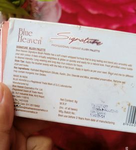 Blue HeavenSignaturePROFESSIONAL VIBRANT BLUSHER