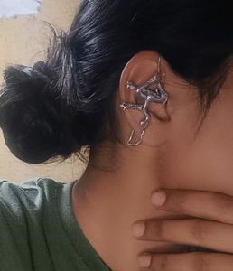 No Pierce Jellyfish Earcuff