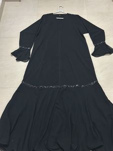 Dubai Abaya