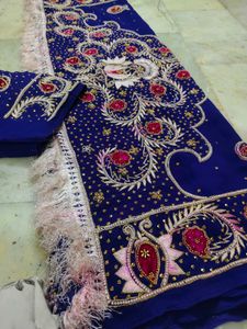 Aari Unique Work Saree With Blouse,,,,🤩