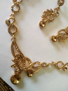 Alloy Goldplatted Jewallary Set