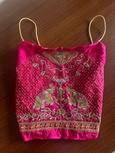 Pink Embroidered Top🌷