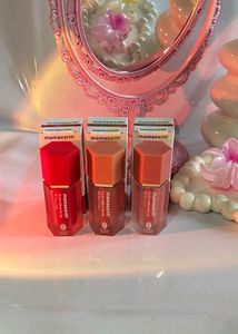 Mamaearth Glow Serum Blush