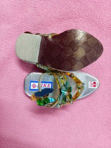 Stylish Flat Slipper