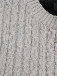 H&amp;M Crop Sweater In Good Condition