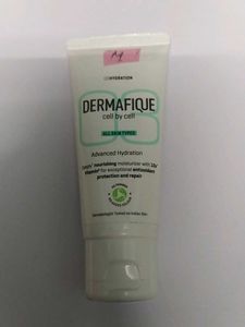 Dermafique Skincare Kit