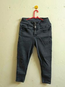 Black Jeans