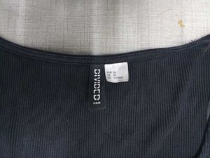 H&amp;M By DIVIDED Black Long Sleeve Top