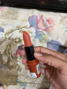 Matte Primer Lipstick