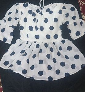 Brand New Polkadot Top For Girls