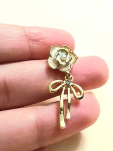 Floral Bow Earrings- BRAND NEW 🌟