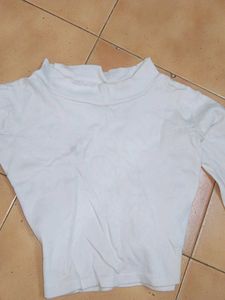 White Ribbed Full Sleeved Crop Top