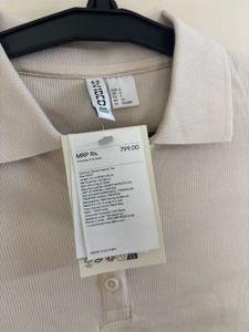 H&amp;M RIBBED POLO TSHIRT