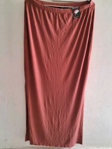 Slit Skirt From London