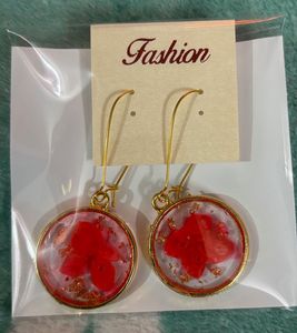 Floral Resin Drop Earrings only 1 pair