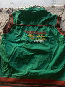 We Are Selling An Ethnic Wear For 6-8 Years Child