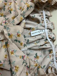 Floral Puff Sleeve Top