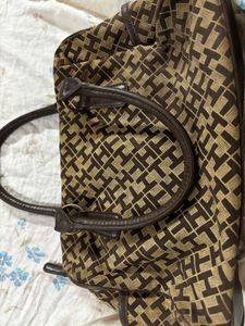Tommy Hilfiger monogram handbag in brown and tan