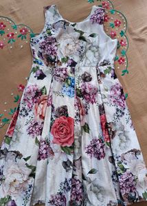 Girls Pleated multicolored floral dress