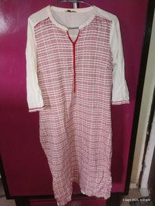 White Colour Beautiful Women Kurti Aurilia