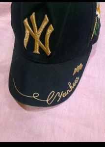 NY Yankees Floral Baseball Cap