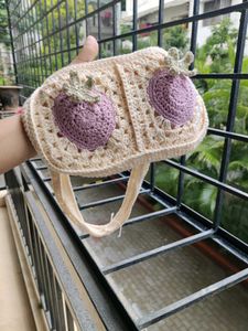 Crochet Strawberry Handbag