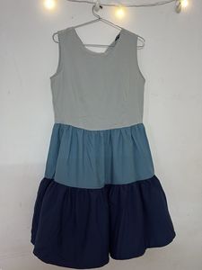 Minimal Blue Dress 💙