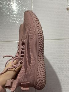 Ginger Sports Shoes Pink New 39 Size