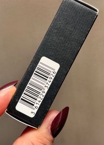 Gucci Rouge Lip Color :- 519
