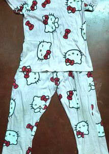 Cute Hello Kitty Pajama Set