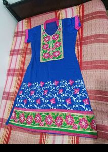 Buy2 Get1 Free,verygood Kurtis...34size..alter acc