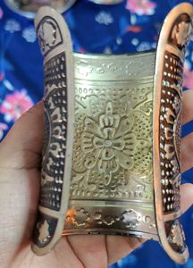 Metal Hand Accessory