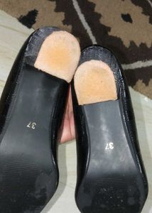 Women&#39;s ELLE Black Casual Pumps