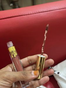 Blushis Lipstick