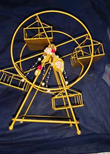 Golden Metal Giant Wheel