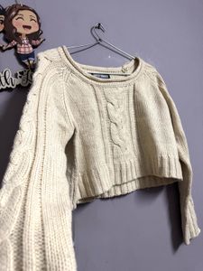 solid woolen crop sweater