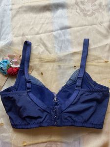 Koren Bra Size 32B Broad Shoulder Belt