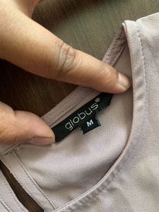 Globus Asymmetrical Top