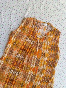 Retro Print Sleeveless Top