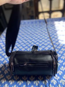 Unisex sling Bag