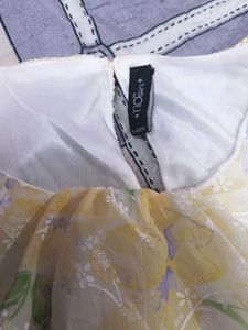 🆕 Floral Ruffle Sleeve 🔝