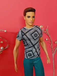 Barbie Fashionistas Ken