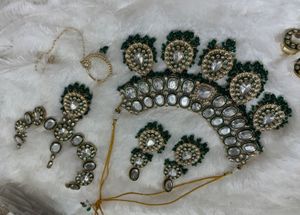 unused Elegant Green Kundan Jewelry Set