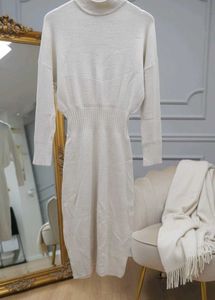 Elegant Knit Turtleneck Dress
