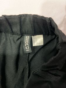 Chic Black Wide-Leg Trousers for Women