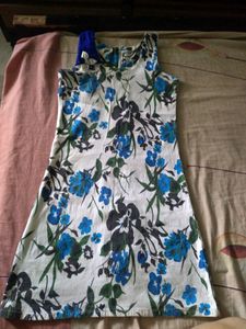 Bodyfit Floral Dress 👗